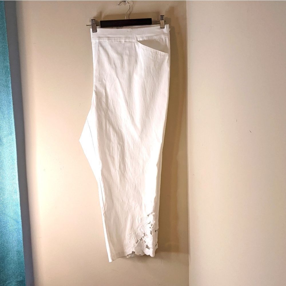 Inc crop lace inset pants New size 24w